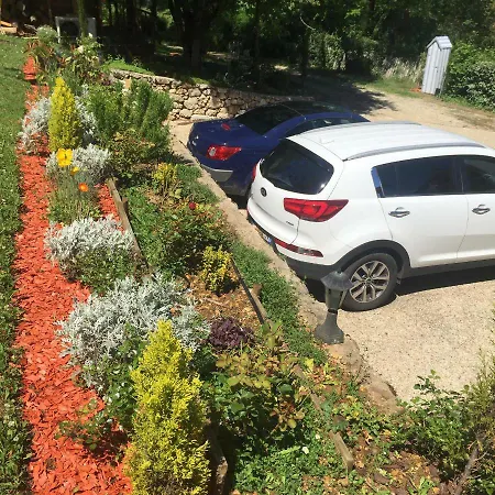 Semesterbostad La Roque *